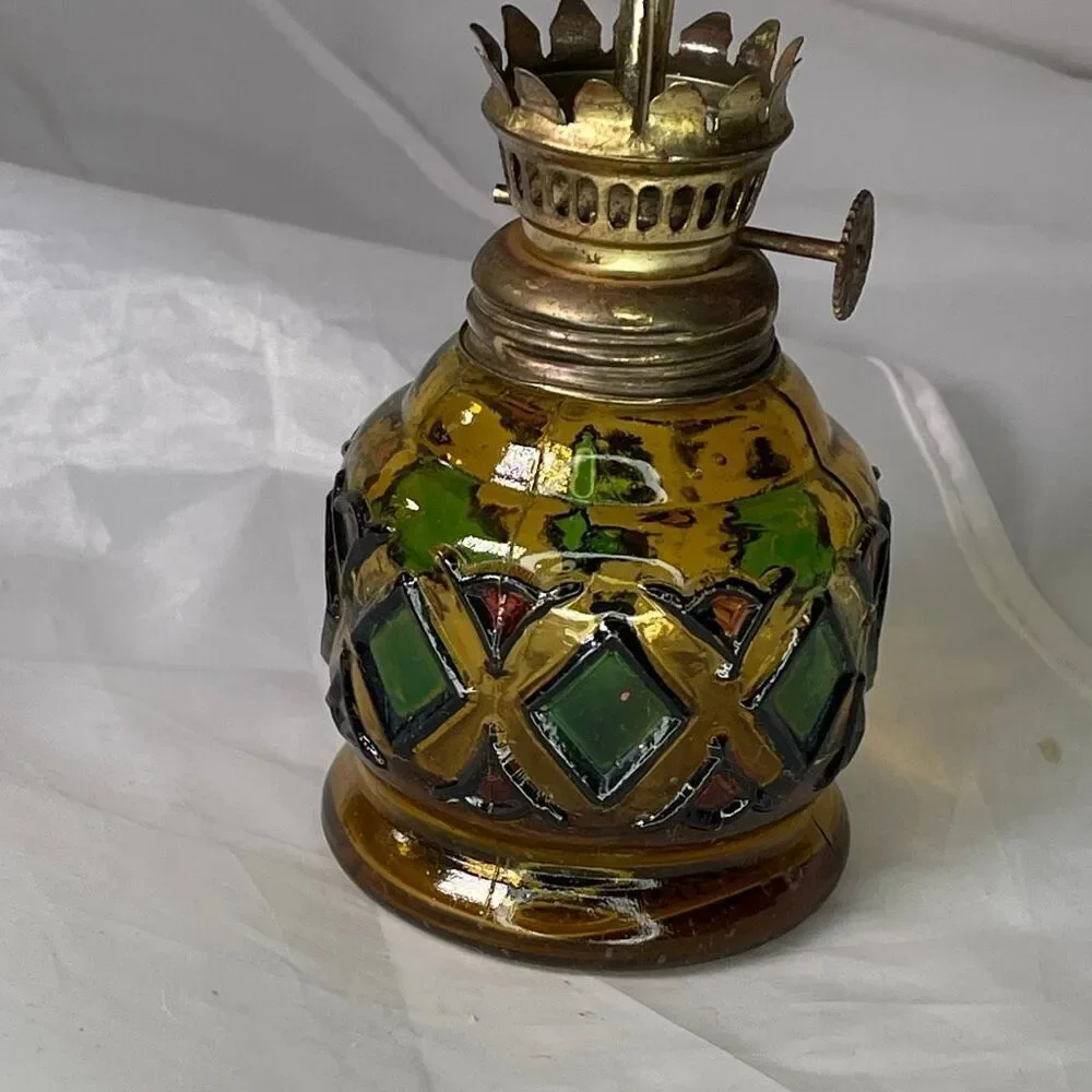 Vintage Sail Boat Brand Hong Kong U.K. Design oil lamp.